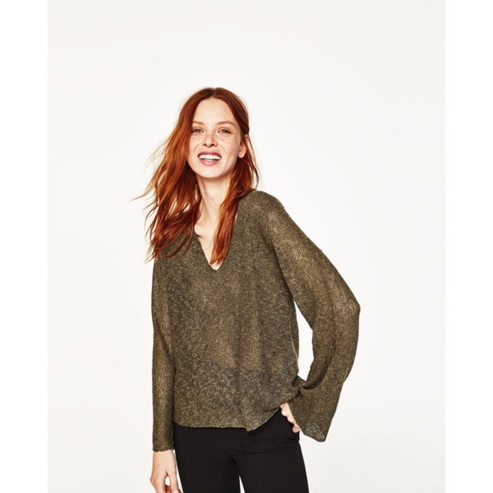 ZARA KNIT V NECK SWEATER WITH BELL SLEEVES SZ L